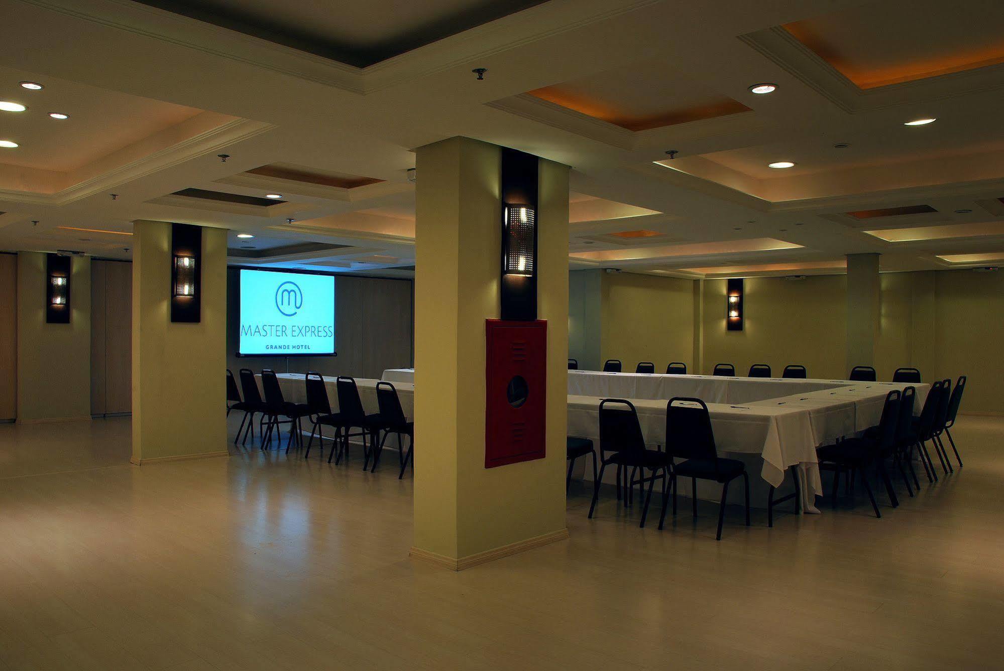 Hotel Master Grande - Proximo Ao Palacio Do Governo Porto Alegre